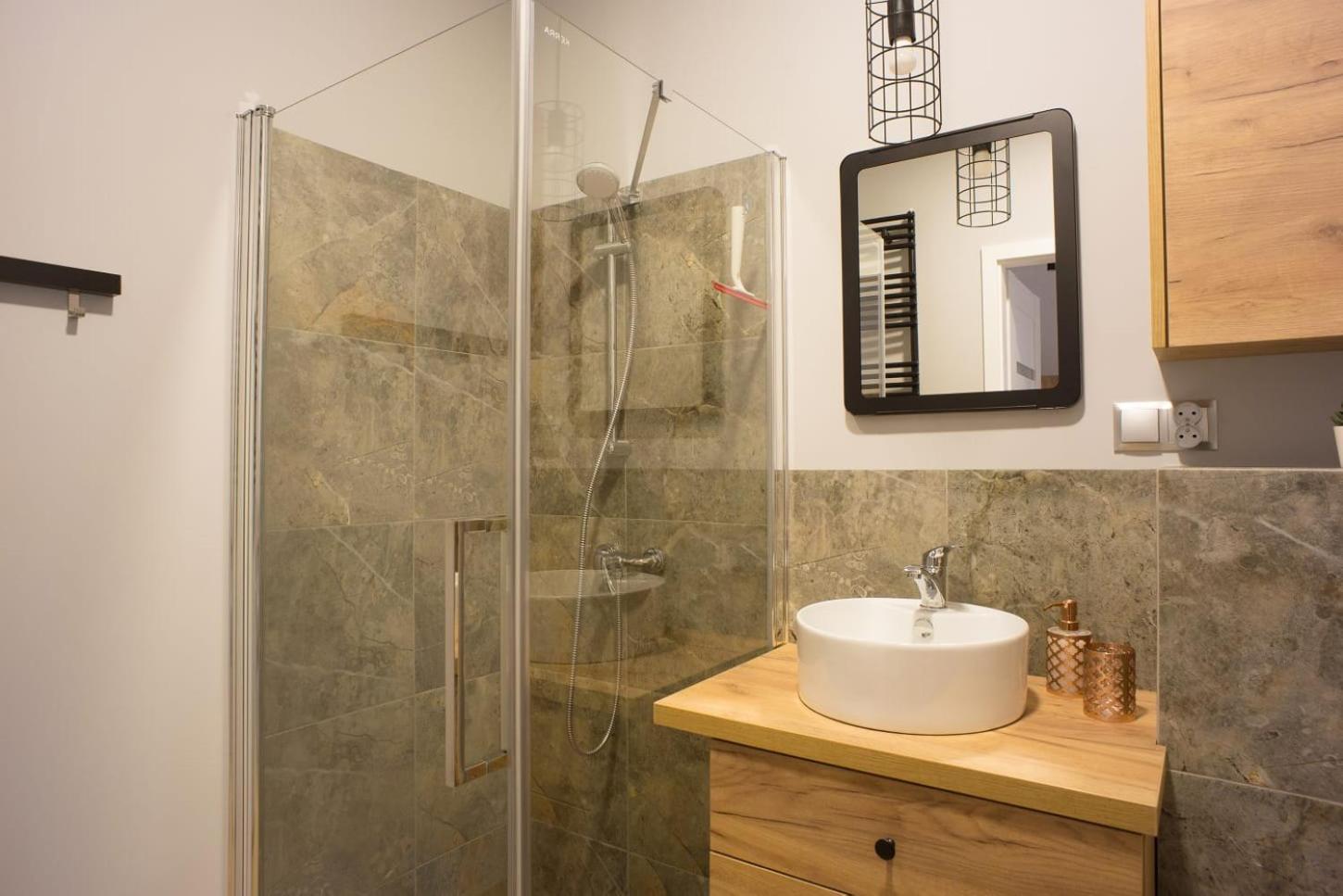 Apartament Na Piernikowym Z Miejscem Postojowym Торунь Экстерьер фото